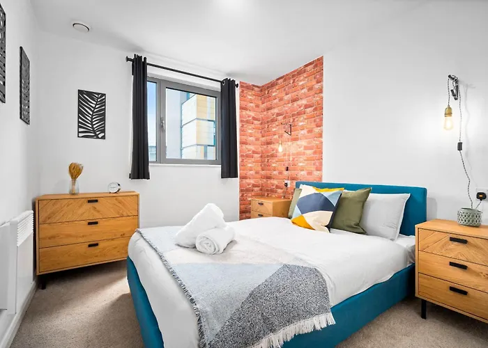 Skyline Flat By Novo Stays